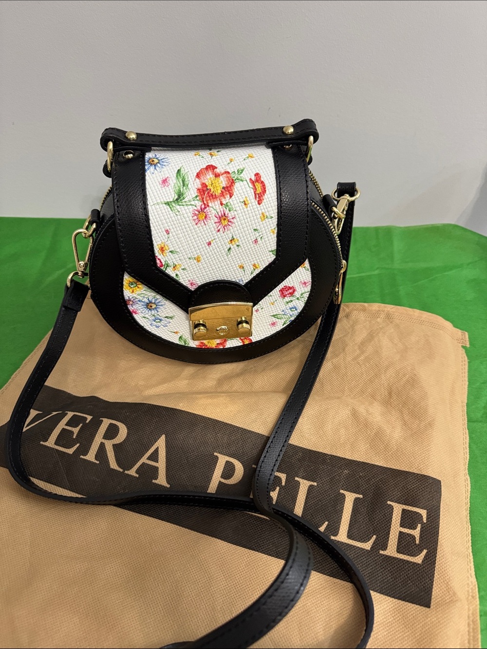 Vera Pelle Black Floral Appliqué Crossbody Bag